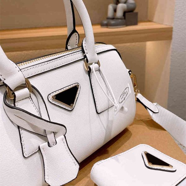 handbag luxurys bags designer tote bag branded crossbody leather high-capacity evening party occaion different color with exquisite pa
handbag luxurys bags designer tote bag branded crossbody leather high-capacity evening party occaion different color with exquisite pa