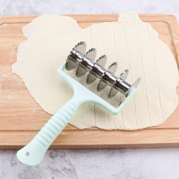 steel mesh kknife rolling dough cutter pizza wheel tools mold cookie cake scraper baking slicer biscuit pasta fondant u8p4 & pastry
steel mesh kknife rolling dough cutter pizza wheel tools mold cookie cake scraper baking slicer biscuit pasta fondant u8p4 & pastry