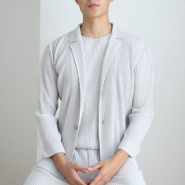 men's casual issey pleated clothes men long sleeve jackets coat japanese harajuku cardigan male fold, Black;brown
men's casual issey pleated clothes men long sleeve jackets coat japanese harajuku cardigan male fold, Black;brown