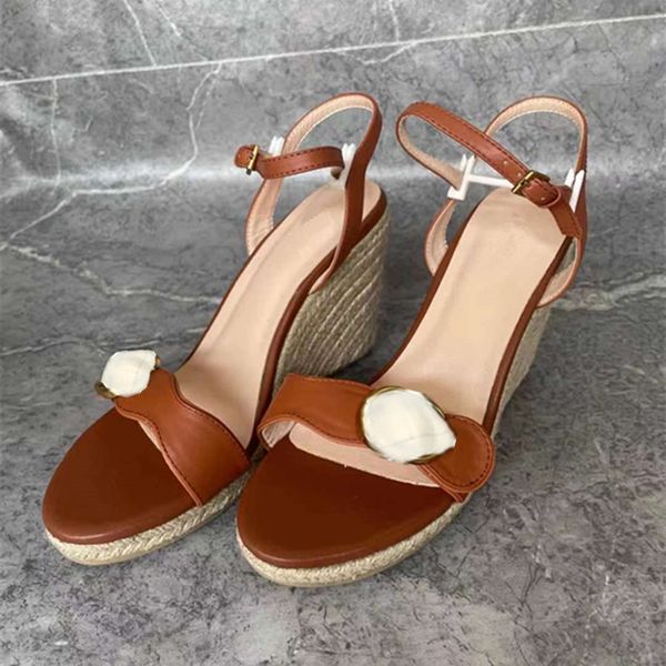 2021 blade designer design latest women's sloped sandals fashion luxury simple and comfortable, Black
2021 blade designer design latest women's sloped sandals fashion luxury simple and comfortable, Black