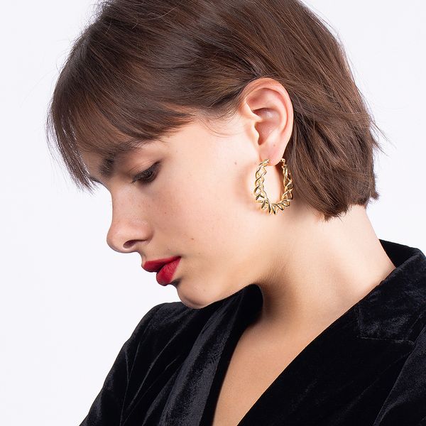 enfashion spiral curved hoop earrings for women gold color irregular line earings 2021 fashion jewelry christma kolczyki e201207, Golden;silver
enfashion spiral curved hoop earrings for women gold color irregular line earings 2021 fashion jewelry christma kolczyki e201207, Golden;silver
