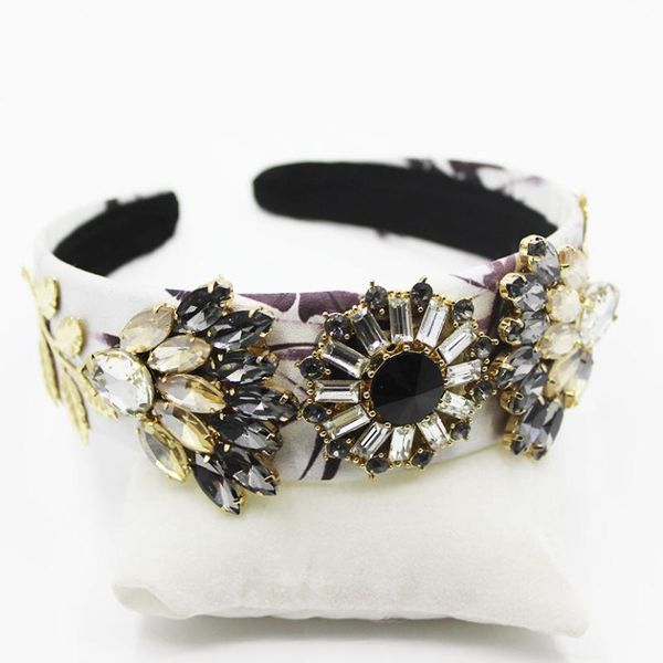 hair clips & barrettes 2021 baroque fashion gorgeous gem hoop simulation silk large flowers water drill head 173, Golden;silver
hair clips & barrettes 2021 baroque fashion gorgeous gem hoop simulation silk large flowers water drill head 173, Golden;silver