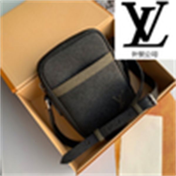 m55164 petite soft leather cross-body bag men handbags iconic bags handles shoulder bags totes cross body bag clutches evening, Blue;pink
m55164 petite soft leather cross-body bag men handbags iconic bags handles shoulder bags totes cross body bag clutches evening, Blue;pink
