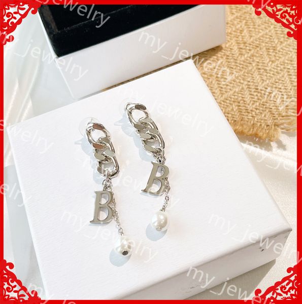 luxurys designers earrings retro chain earrings for lady women party wedding lovers gift jewelry double b pearl stud earrings boucles, Golden;silver
luxurys designers earrings retro chain earrings for lady women party wedding lovers gift jewelry double b pearl stud earrings boucles, Golden;silver