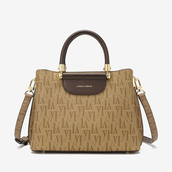 evening bags 2021 fashion luxury designer ladies high-quality genuine leather printing large-capacity tote handbag crossbody shoulder bag
evening bags 2021 fashion luxury designer ladies high-quality genuine leather printing large-capacity tote handbag crossbody shoulder bag