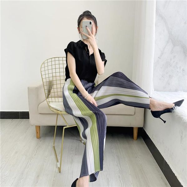 women's pants & capris miyake pleated casual straight 2021 autumn print striped fashion nine-point loose thin folda, Black;white
women's pants & capris miyake pleated casual straight 2021 autumn print striped fashion nine-point loose thin folda, Black;white