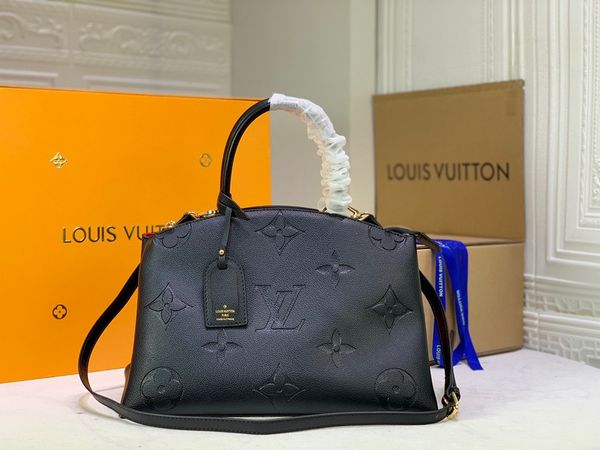 louis vutton bag women luxurys designers shoulder bags alma fashion lady chain messenger bag leather handbags shell wallet purse ladies
louis vutton bag women luxurys designers shoulder bags alma fashion lady chain messenger bag leather handbags shell wallet purse ladies