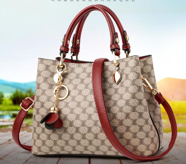 designers luxury handbags old flower bucket simple women famous brand shoulder ladies bolsos fashion bags large capacity with compartments
designers luxury handbags old flower bucket simple women famous brand shoulder ladies bolsos fashion bags large capacity with compartments