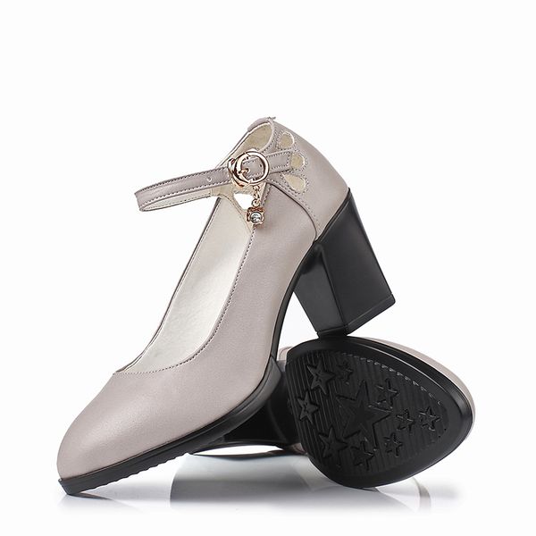 Spring leather high-heeled shoes with a buckle and thick heel work shoes shallow mouth single shoes 5.5CM 3 colors -41, Black
Spring leather high-heeled shoes with a buckle and thick heel work shoes shallow mouth single shoes 5.5CM 3 colors -41, Black