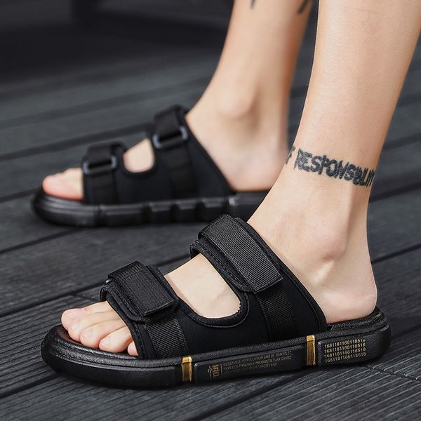 2021 summer new beach slippers outdoor flip flop wear resistant antiskid deodorant breathable men's sandals, Black
2021 summer new beach slippers outdoor flip flop wear resistant antiskid deodorant breathable men's sandals, Black