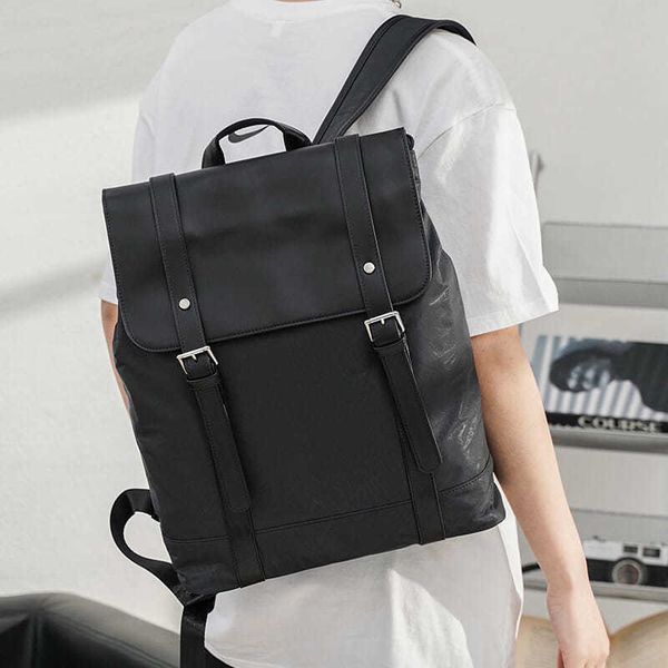 2021 new retro mens backpack business leisure trend korean style schoolbag large capacity leisure travel backpack
2021 new retro mens backpack business leisure trend korean style schoolbag large capacity leisure travel backpack