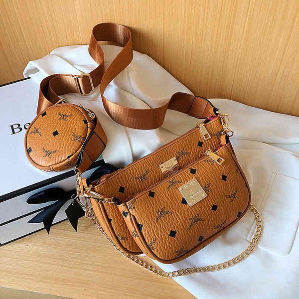 handbag three in one old mahjong bag 2021 chaozhou broadband messenger women's piece, Black;red
handbag three in one old mahjong bag 2021 chaozhou broadband messenger women's piece, Black;red