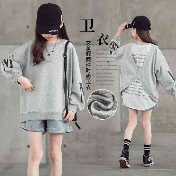 children's spring wear 2021 new girls' fake two loose sweater, White
children's spring wear 2021 new girls' fake two loose sweater, White