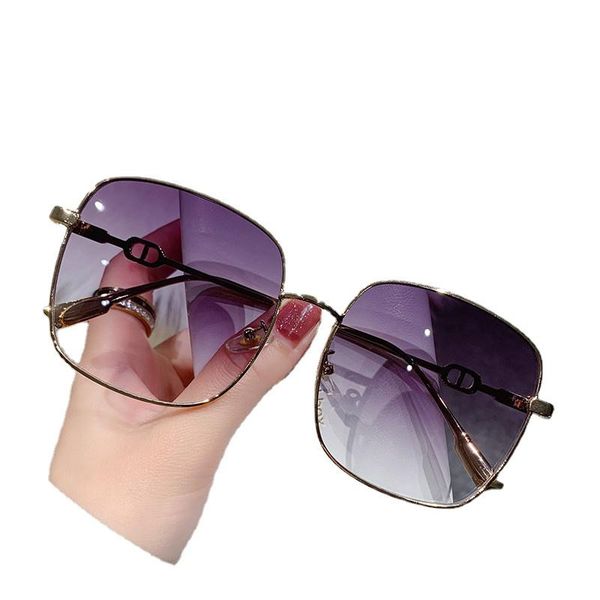 sunglasses female 2021 cross-border trendy personality street shooting retro gradient fashion anti-ultraviolet, White;black
sunglasses female 2021 cross-border trendy personality street shooting retro gradient fashion anti-ultraviolet, White;black