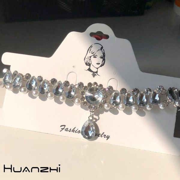 chokers huanzhi 2021 luxurious shiny choker rhinestone zircon crystal pendant pearl exaggerated necklace for women party jewelry, Golden;silver
chokers huanzhi 2021 luxurious shiny choker rhinestone zircon crystal pendant pearl exaggerated necklace for women party jewelry, Golden;silver