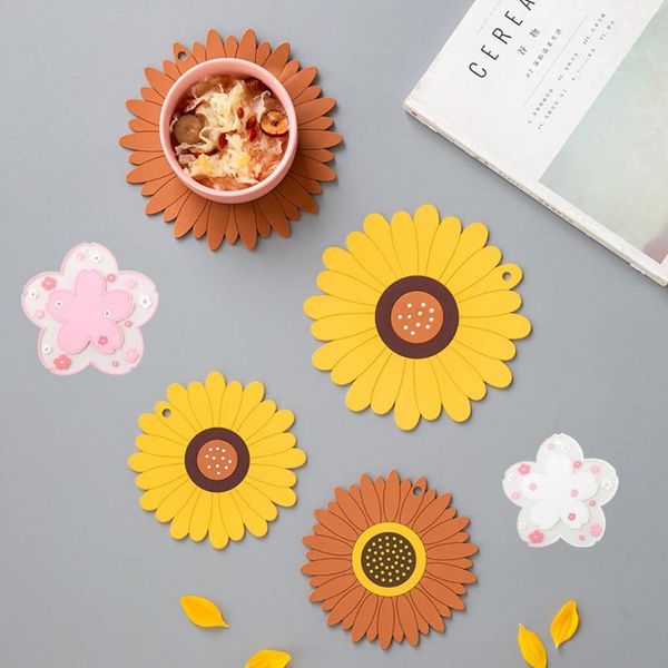 mats & pads sunflower pvc tableware pad flower non-slip dish bowl pot mat heat insulation placemat
mats & pads sunflower pvc tableware pad flower non-slip dish bowl pot mat heat insulation placemat