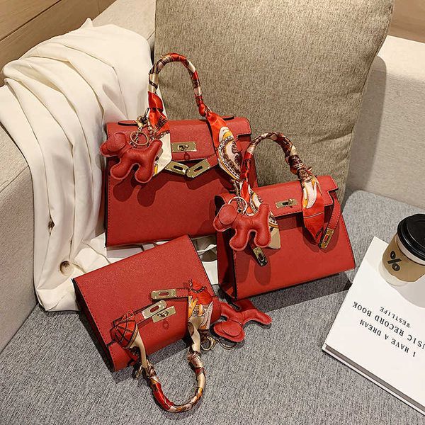 kelly bag texture fashion toothpick pattern hand single shoulder crossbody versatile small square large capacity with pendant
kelly bag texture fashion toothpick pattern hand single shoulder crossbody versatile small square large capacity with pendant