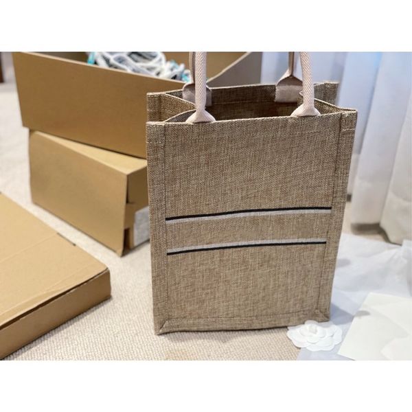 crossbody bag tote bag messenger bag key buckle fashion ladies chain lock handbags diamond lattice purse
crossbody bag tote bag messenger bag key buckle fashion ladies chain lock handbags diamond lattice purse