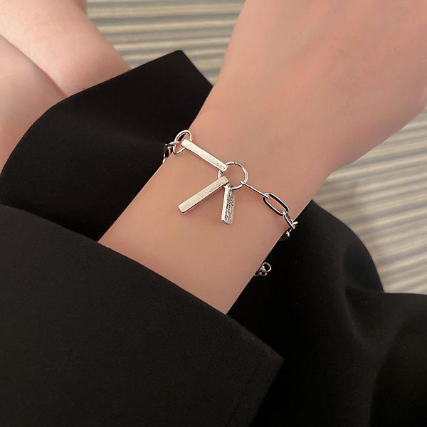 link, chain selling hip-hop fashion jewelry with personality geometric bracelet temperament for women party gifts, Black
link, chain selling hip-hop fashion jewelry with personality geometric bracelet temperament for women party gifts, Black