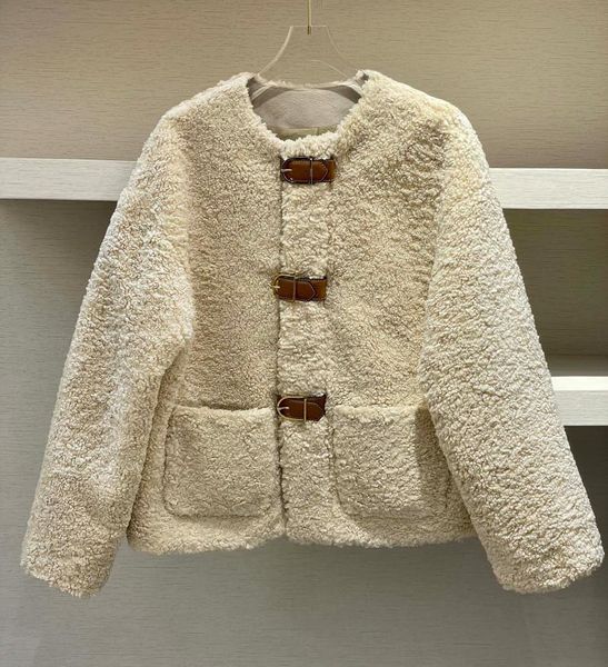 women's suits & blazers 2021 winter runway cashmere silk elegant single breasted teddy short blazer, White;black
women's suits & blazers 2021 winter runway cashmere silk elegant single breasted teddy short blazer, White;black