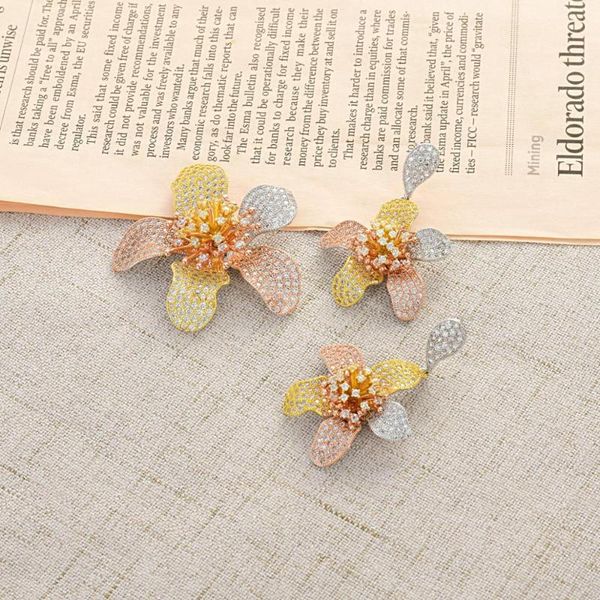 earrings & necklace viennois dubai jewelry set for women zircon multicolor flower design pendant and drop sets, Silver
earrings & necklace viennois dubai jewelry set for women zircon multicolor flower design pendant and drop sets, Silver
