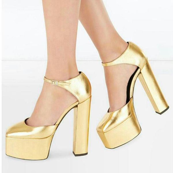 brand design high qiality women shoes model sandals ankle strap patent wedding party block heels sandal, Black
brand design high qiality women shoes model sandals ankle strap patent wedding party block heels sandal, Black