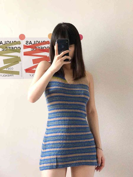 v-neck drawstring waist open back color bellan matching stripe knitted suspender dress, White;black
v-neck drawstring waist open back color bellan matching stripe knitted suspender dress, White;black