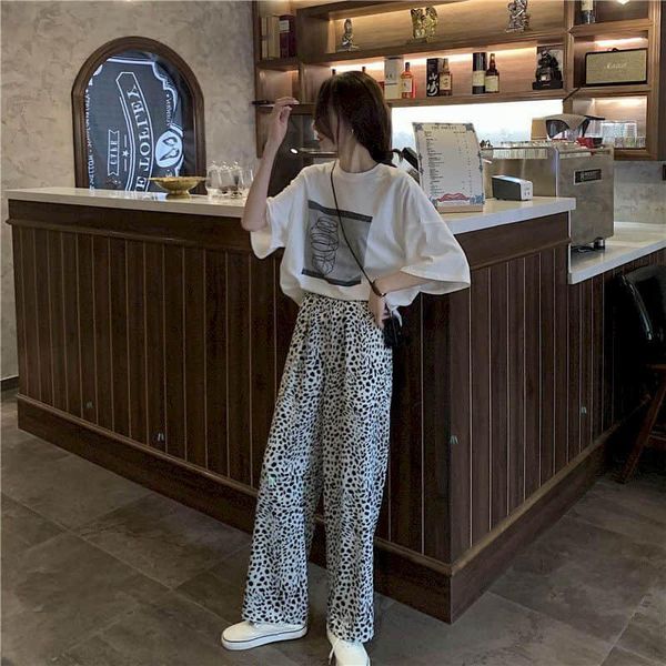 spring autumn goth pants women wide leg streetwear high waist oversized trousers womans straight punk korean fashion women's & capris, Black;white
spring autumn goth pants women wide leg streetwear high waist oversized trousers womans straight punk korean fashion women's & capris, Black;white