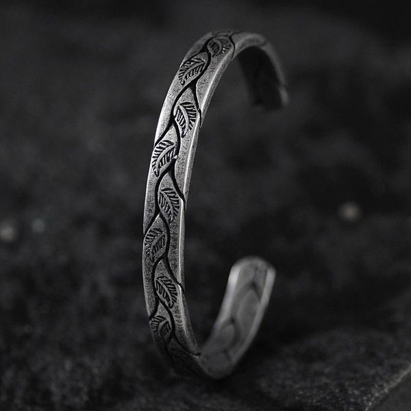 classic retro leaf pattern metal open bracelet men's simple style jewelry bangle, Black
classic retro leaf pattern metal open bracelet men's simple style jewelry bangle, Black