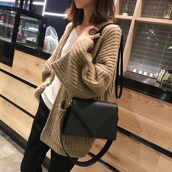 evening bags 2021 ladies fashion shoulder bag solid color messenger designer pu leather handbag women's crossbody
evening bags 2021 ladies fashion shoulder bag solid color messenger designer pu leather handbag women's crossbody