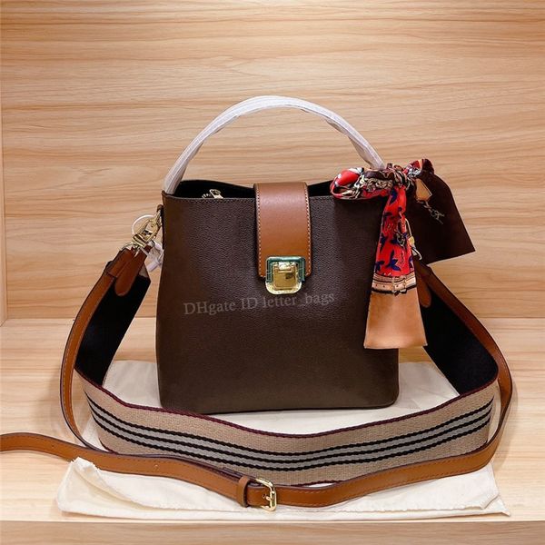 designer 2021 sale shoulder bag handbags cowhide classic letter floral single handle bucket bags interior zipper pocket women fashion cross
designer 2021 sale shoulder bag handbags cowhide classic letter floral single handle bucket bags interior zipper pocket women fashion cross