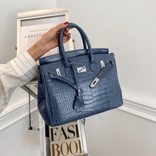handbag women luxurys designers bags 2021 crossbody bag vintage large capacity ve purse multi pochette louisbags_18
handbag women luxurys designers bags 2021 crossbody bag vintage large capacity ve purse multi pochette louisbags_18