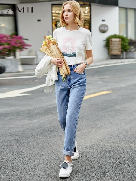 women's jeans amii simple retro hong kong style straight tube high waist loose and slim casual pants in autumn 2021, Blue
women's jeans amii simple retro hong kong style straight tube high waist loose and slim casual pants in autumn 2021, Blue