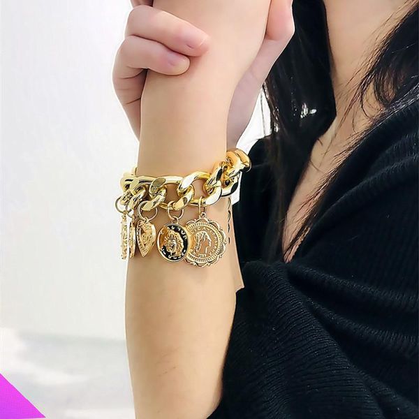 charm bracelets round embossed tag bracelet alloy fashion romantic lady girl jewelry gift 2021 summer 2 colors, Golden;silver
charm bracelets round embossed tag bracelet alloy fashion romantic lady girl jewelry gift 2021 summer 2 colors, Golden;silver