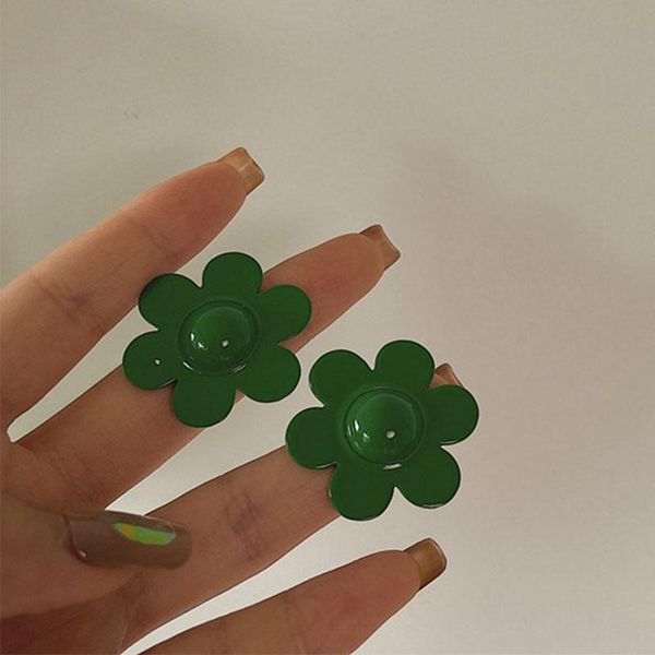 stud vintage acrylic painted flowers exaggerated fashion earrings female 2021 party jewelry, Golden;silver
stud vintage acrylic painted flowers exaggerated fashion earrings female 2021 party jewelry, Golden;silver