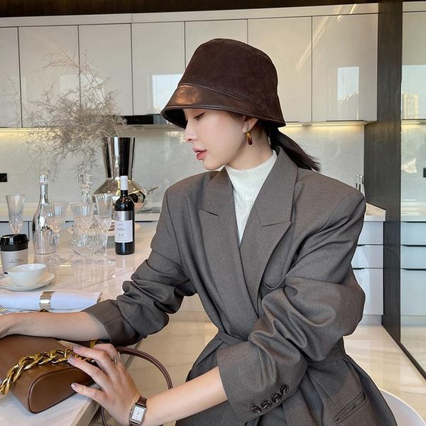 beanie/skull caps fashion 2021 winter genuine leather hat for women korean british basin japanese female black fisherman fedoras, Blue;gray
beanie/skull caps fashion 2021 winter genuine leather hat for women korean british basin japanese female black fisherman fedoras, Blue;gray