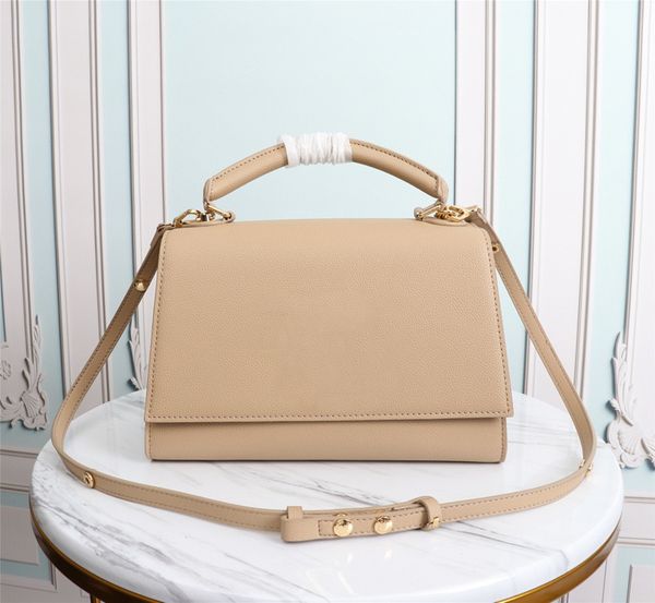 branded crossbody handbag designer tote bag mini luxurys bags latest made of imported cowhide shoulder classic design women's
branded crossbody handbag designer tote bag mini luxurys bags latest made of imported cowhide shoulder classic design women's