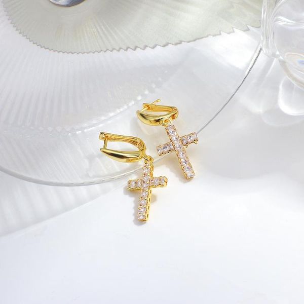 hoop & huggie aensoa minimalist copper zircon cross pendant earring for women gold color simple small jewelry 2021 trendy, Golden;silver
hoop & huggie aensoa minimalist copper zircon cross pendant earring for women gold color simple small jewelry 2021 trendy, Golden;silver