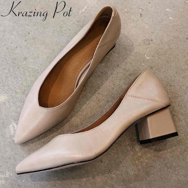 dress shoes krazing pot office lady selling luxury natural leather chunky heels pointed toe comofortable nightclub runway pumps l30, Black
dress shoes krazing pot office lady selling luxury natural leather chunky heels pointed toe comofortable nightclub runway pumps l30, Black