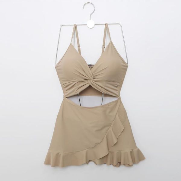 one-piece suits 2021 korea monokini women swimwear solid swimsuit cut out ruffle bathing suit beachwear maillot
one-piece suits 2021 korea monokini women swimwear solid swimsuit cut out ruffle bathing suit beachwear maillot