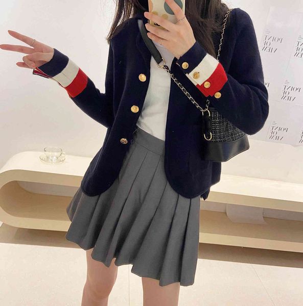 jacket tb lapel temperament short small suit coat women's stripe contrast color knitted cardigan casual fashion, Black;brown
jacket tb lapel temperament short small suit coat women's stripe contrast color knitted cardigan casual fashion, Black;brown