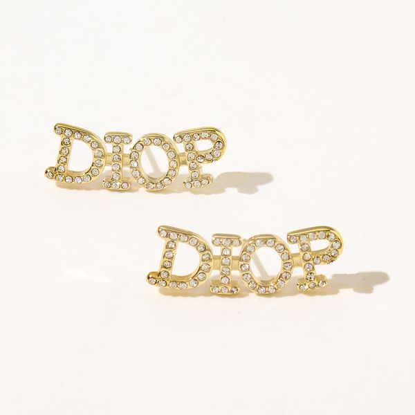 special offer 2021 luxury designer jewelry new letter alloy diamond earrings small temperament net red, Silver
special offer 2021 luxury designer jewelry new letter alloy diamond earrings small temperament net red, Silver
