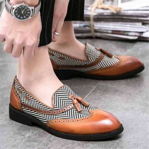 men dress shoes handmade brogue style paty leather wedding male stripe tassels formal wear footwear zapatos hombre, Black
men dress shoes handmade brogue style paty leather wedding male stripe tassels formal wear footwear zapatos hombre, Black