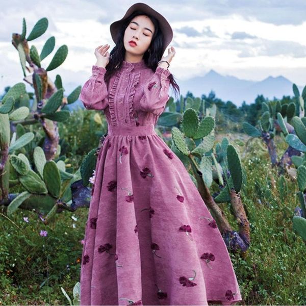 casual dresses ethnic style retro corduroy purple embroidery embroidered dress women's big pendulum long skirt literature and art, Black;gray
casual dresses ethnic style retro corduroy purple embroidery embroidered dress women's big pendulum long skirt literature and art, Black;gray