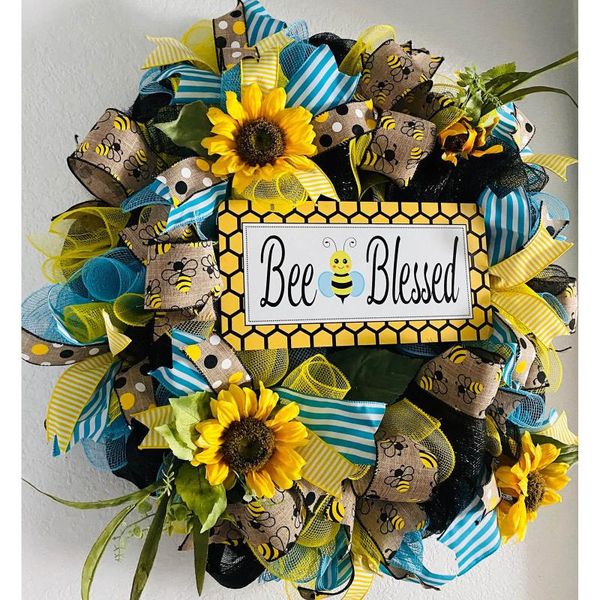 decorative flowers & wreaths round simulation leaf bee sunflowerwreath artificial garland hanging pendants wedding spring decoration home ac
decorative flowers & wreaths round simulation leaf bee sunflowerwreath artificial garland hanging pendants wedding spring decoration home ac