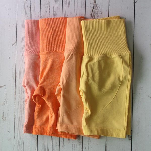 slim fit high waist yoga sport shorts seamless peach hip pants women's sports fitness clothes outfit
slim fit high waist yoga sport shorts seamless peach hip pants women's sports fitness clothes outfit