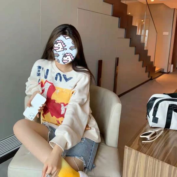 brand hoodie 2021 autumn new fashion br letter pattern graffiti leisure loose thin round neck sweater for men women, Black
brand hoodie 2021 autumn new fashion br letter pattern graffiti leisure loose thin round neck sweater for men women, Black