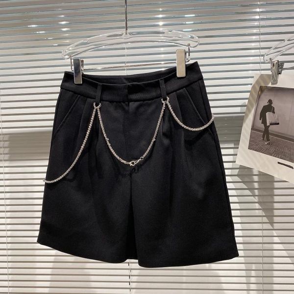 women's shorts chain belt fashion women 2021 autumn show suit pants five point trousers, White;black
women's shorts chain belt fashion women 2021 autumn show suit pants five point trousers, White;black