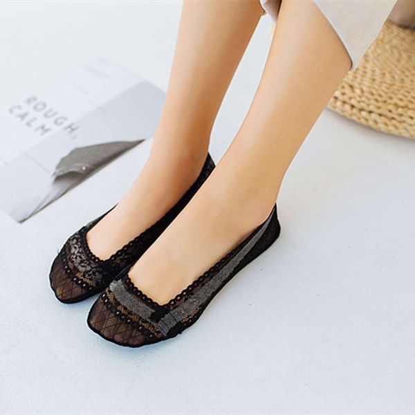 design transparent boat socks women lace high heel invisible slippers soft short summer female, Black;white
design transparent boat socks women lace high heel invisible slippers soft short summer female, Black;white