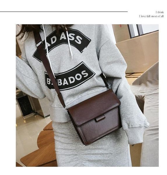 teenage girl's one-shoulder stiletto bags cross body